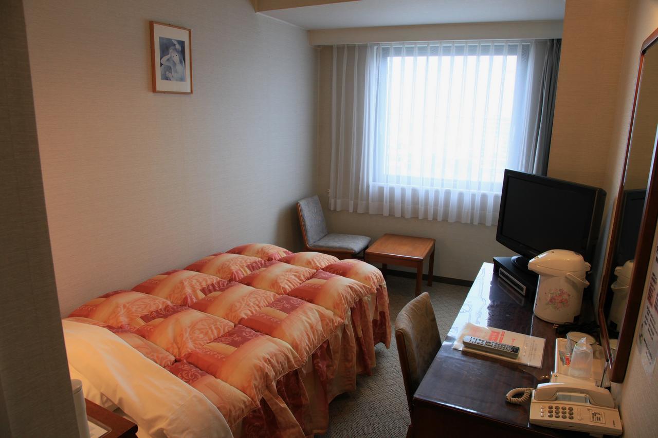 Tahara City Hotel Exteriör bild